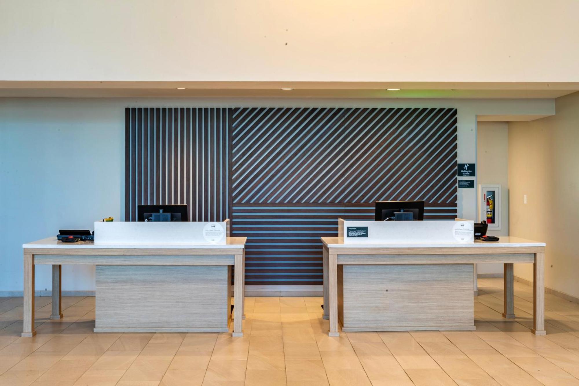 Courtyard By Marriott Atlanta Dunwoody Exterior foto