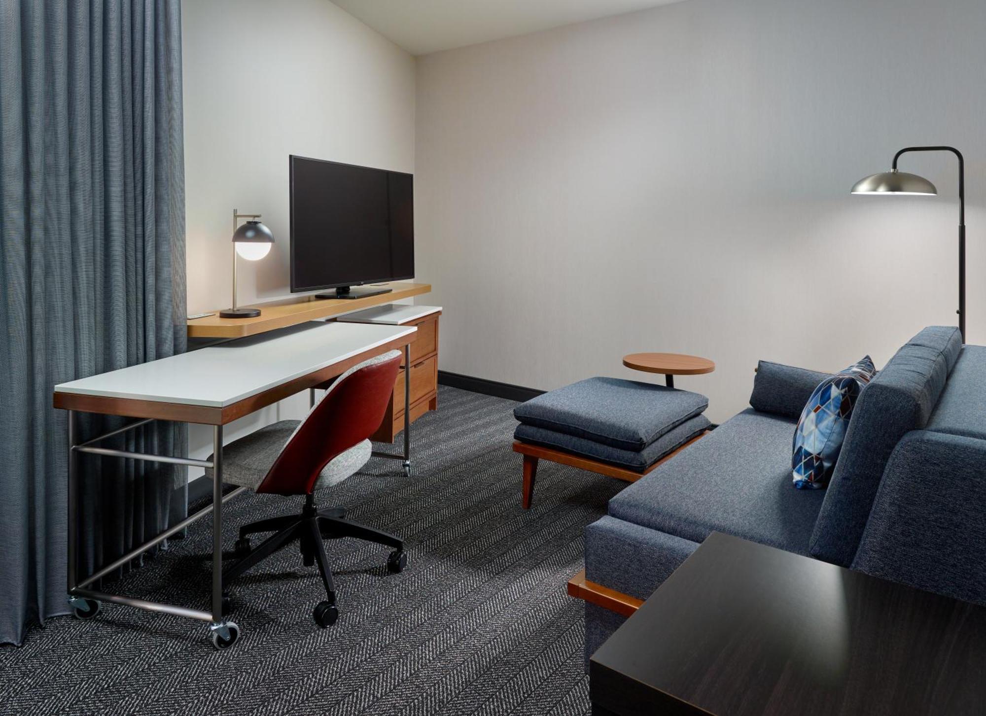 Courtyard By Marriott Atlanta Dunwoody Exterior foto