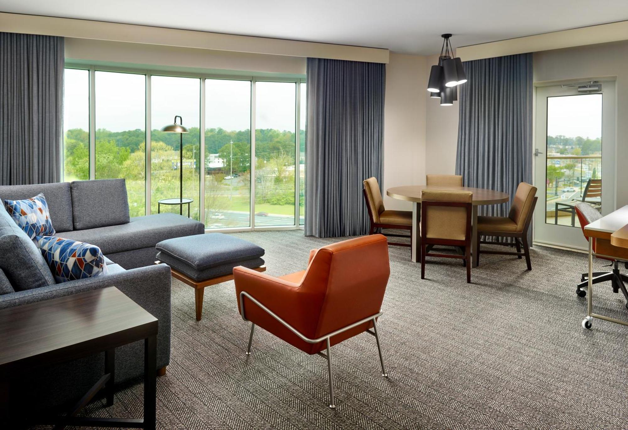 Courtyard By Marriott Atlanta Dunwoody Exterior foto