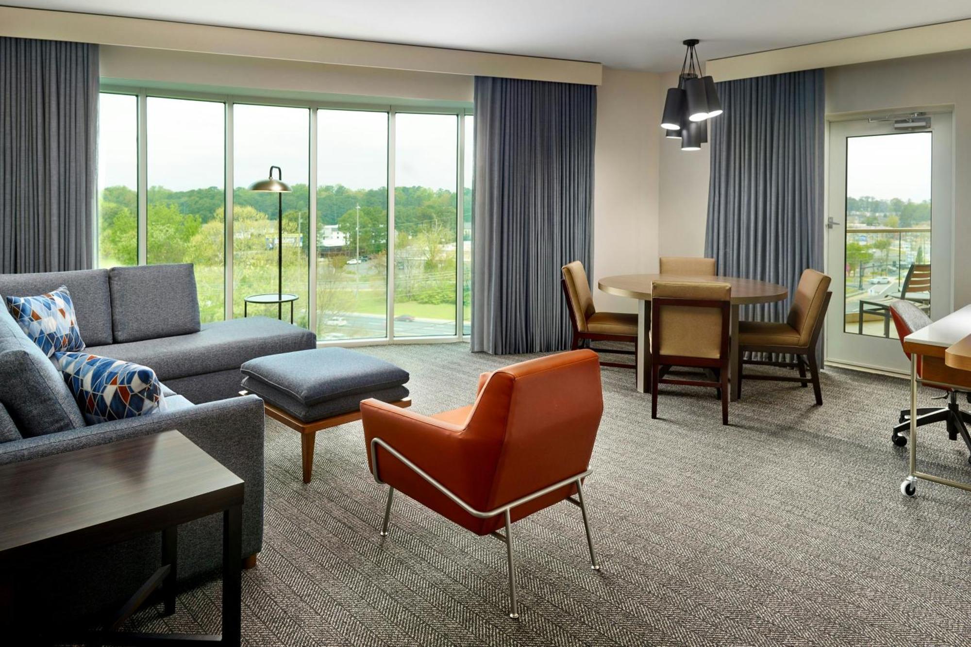 Courtyard By Marriott Atlanta Dunwoody Exterior foto